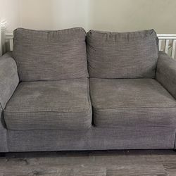 Loveseat 