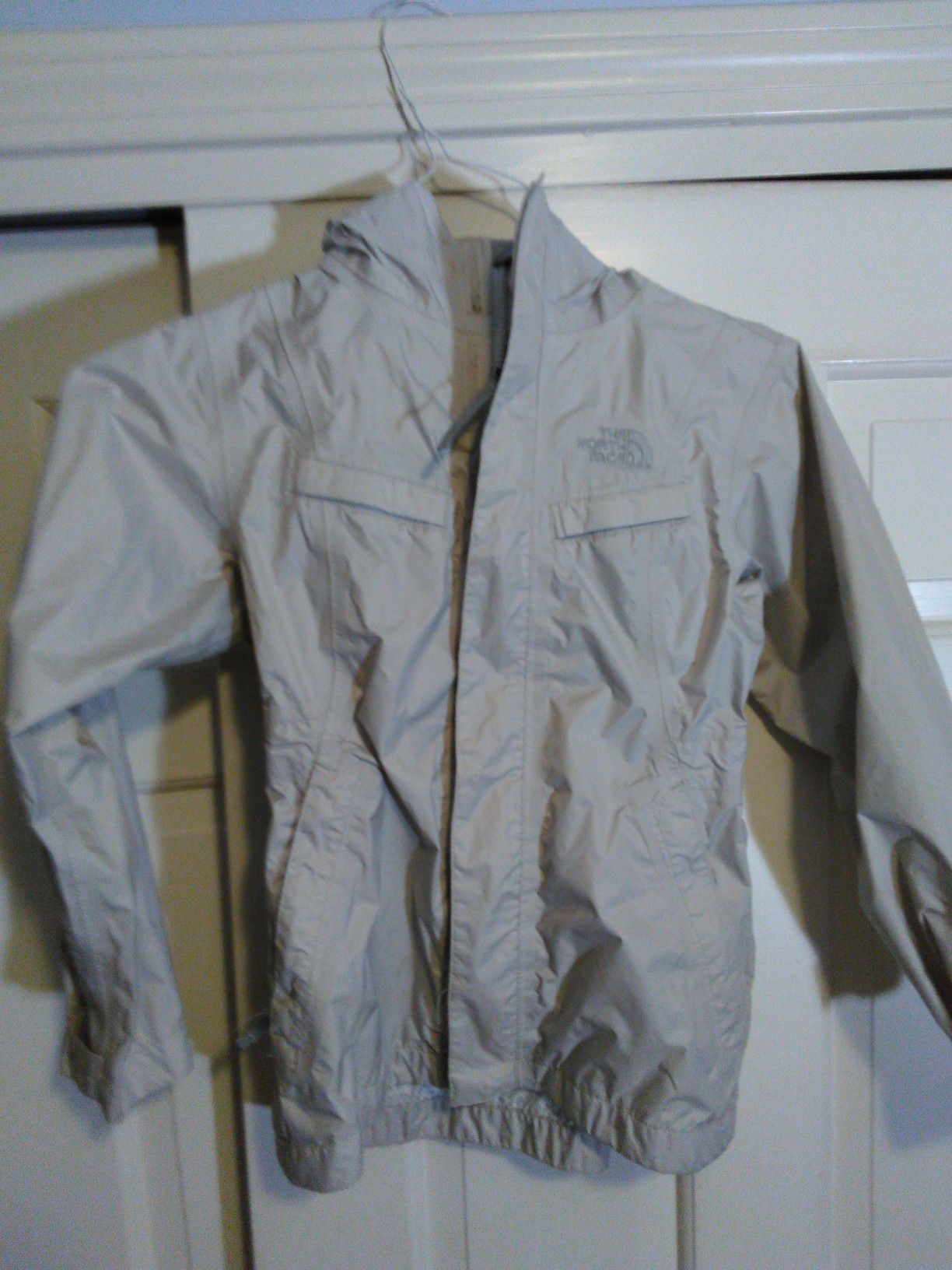 Kids silver North face rain coat Parker jacket coat winter fall 7/8 small