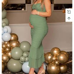 Womens Maturnity Dress- Mermaid Fit XL $20 (Worn Once)