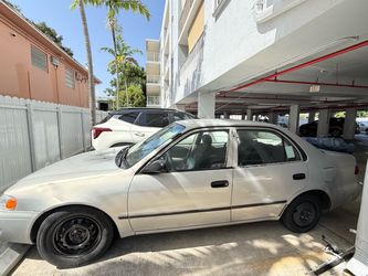 Toyota Corolla 2000