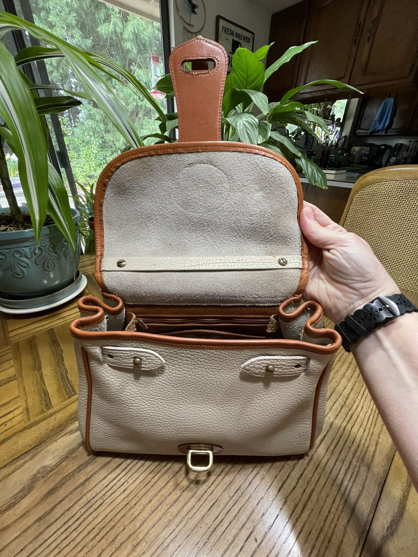 Rare! Vintage Dooney & Bourke Doctor Handbag Purse for Sale in Wilsonville,  OR - OfferUp