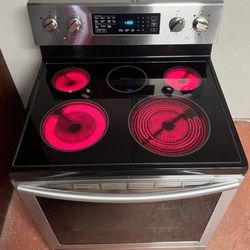 💥🔆🇺🇸☆Samsung☆🇺🇸🔆💥 S-Steel Glass Top Stove in Mint Condition 