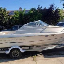  VERY CLEAN*** 2001 BAYLINER CLASSIC CUDDY 2050  4 CYLINDER ***GAS SAVER***