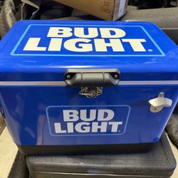 Bud Light Cooler with Chairs