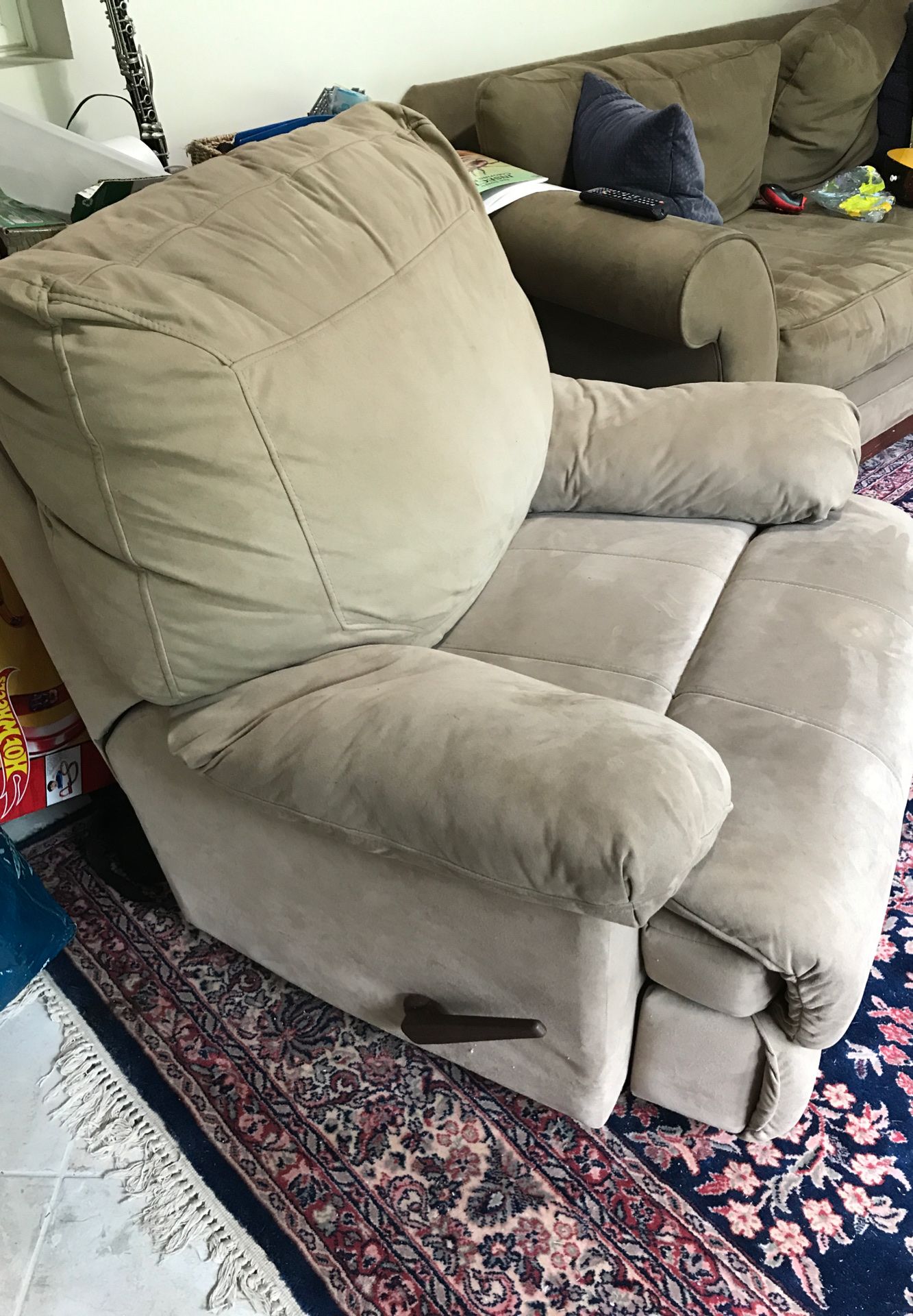 Super Comfy Recliner Good Shape