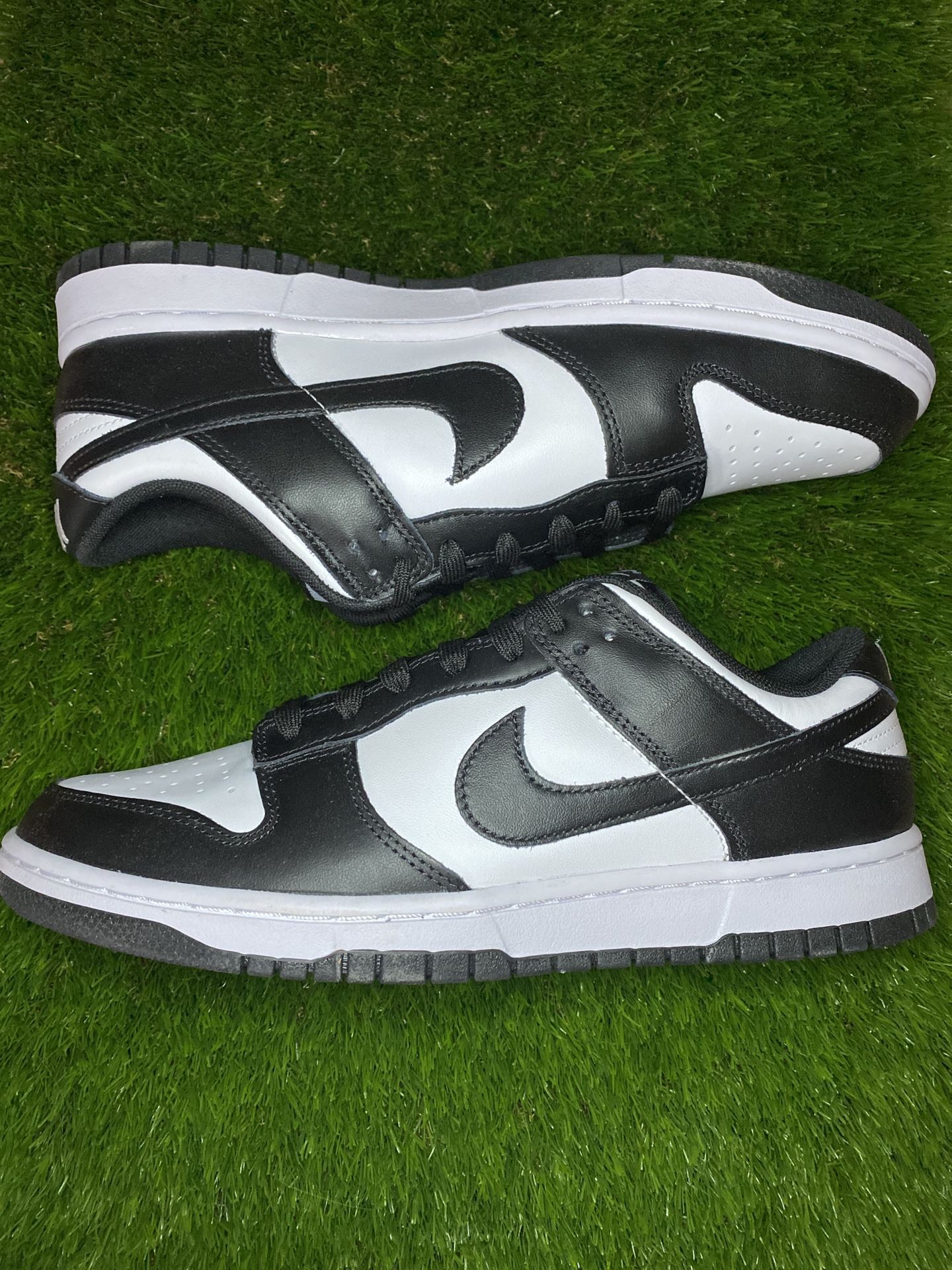 Nike Dunk Low 'Black White' Mens Sneakers - Size 10.0