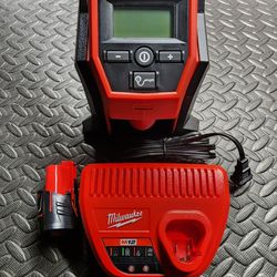 Milwaukee M12 Inflator Battery & Charger 