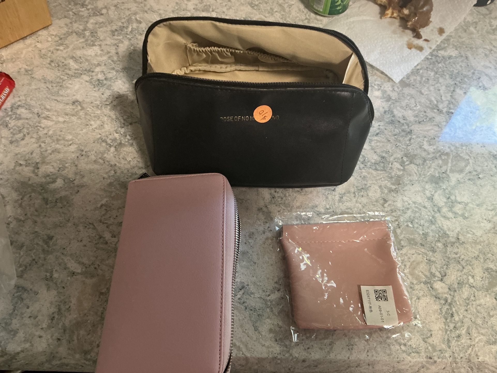 New Rose Of No Man’s Land Makeup Bag With Wallet And Purse