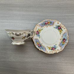 VINTAGE ~ SHUMANN BAVARIA ~ GERMANY ~ U.S. ZONE ~ CHINA TEA CUP & SAUCER~1940's