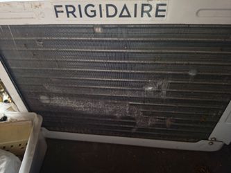 FRIGIDAIRE  WINDOWS ROOMS BTU 6.000