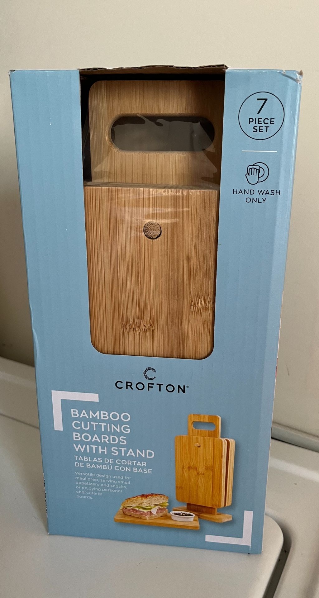 NEW Crofton 7 Pc Cutting Boards With Stand