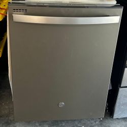 GE 24-in Top Control Built-in Dishwasher ( Fingerprint Resistant Stainless Steel ) , Dry Boost 