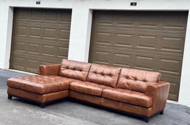 Couch/Sofa Sectional - Leather - Camel - Delivery Available 🚛