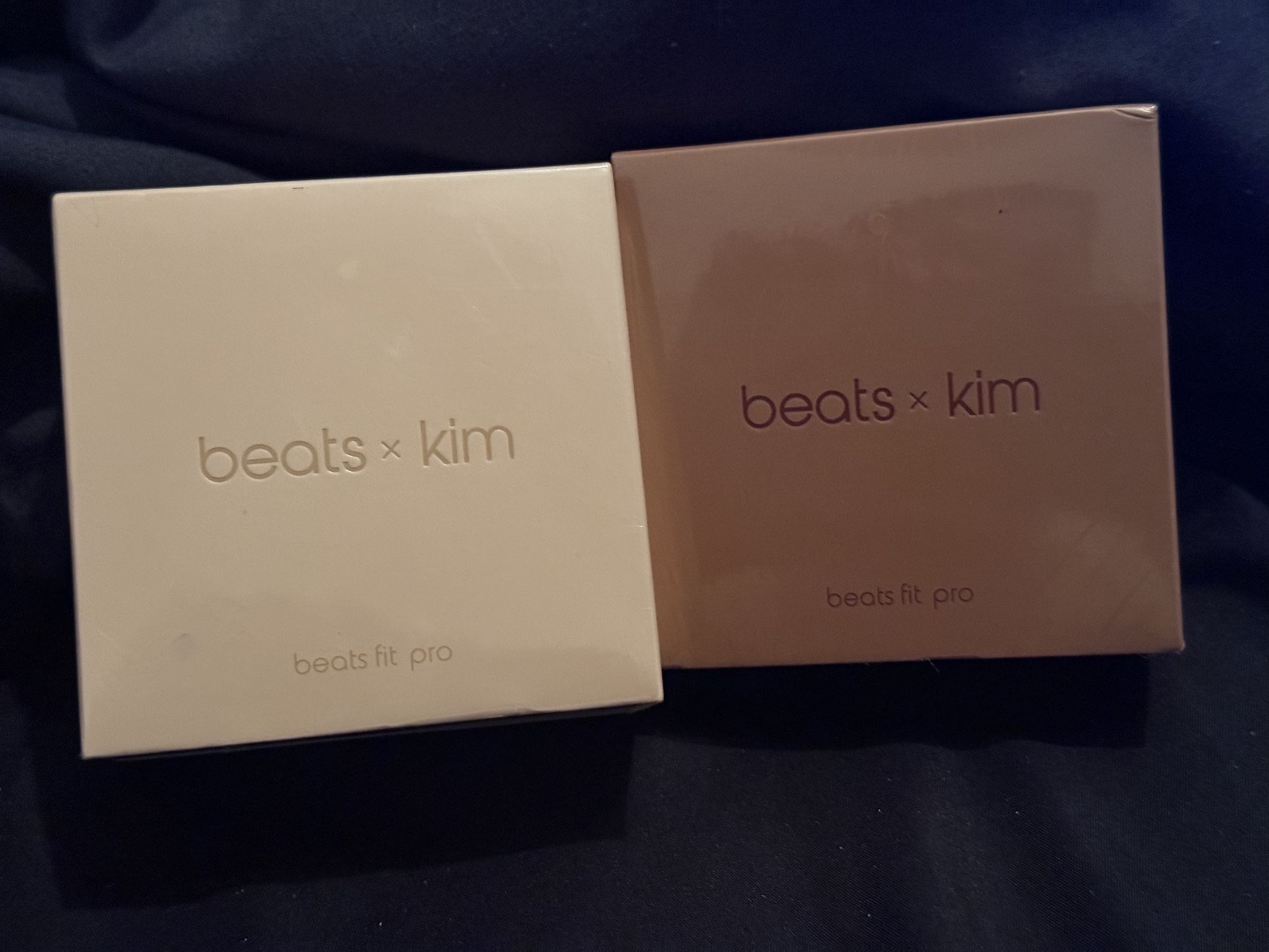 Beats NEW Beats Fit Pro x Kim Kardashian True Wireless NC Earbuds Earth and Dune Edition