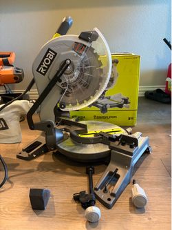 Ryobi 10” compound miter saw