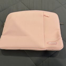 Laptop sleeve