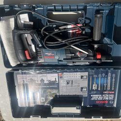 Bosch 1-1/8 in. SDS Plus Hammer Drill with Carrying Case