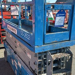 2017 Genie 26’ Scissor Lift