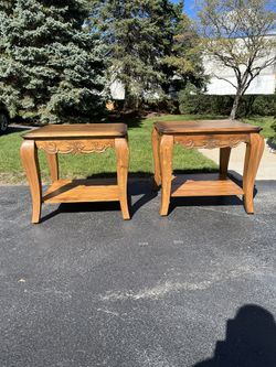 Corner Tables