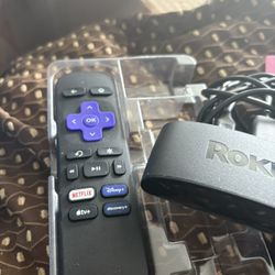 Roku LE HD Streaming Media Player with High Speed HDMI Â® Cable and Simple Remote