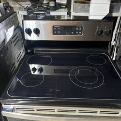 GE Electric Range 