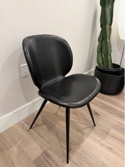 4 Room & Board Gwen Dining Chair – Graphite Synthetic Leather
