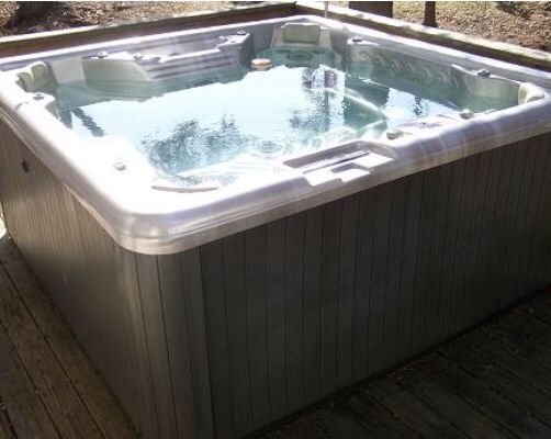 Bay Spas Celebrity series Hot Tub