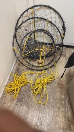 2 Crab nets
