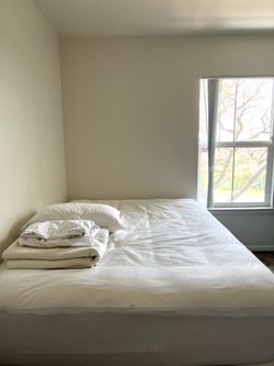 Queen Mattress Like New