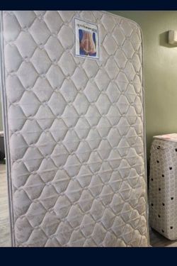 Twin mattresses