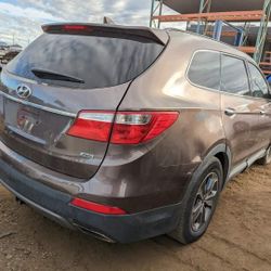 2014  Hyundai Santa Fe Just In For Parts 