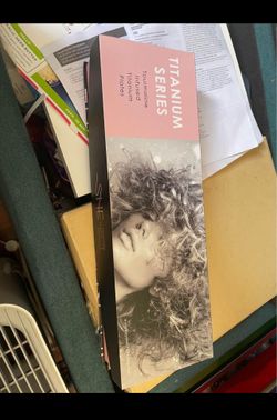 Titanium Series Tourmaline Straightener