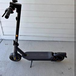 Ninebot scooter G2 MAX