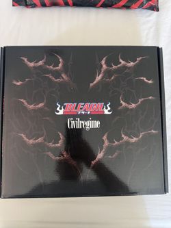 Bleach Box  Set in Multi-color size XL
