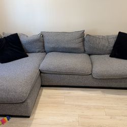 L SHAPED COUCH 