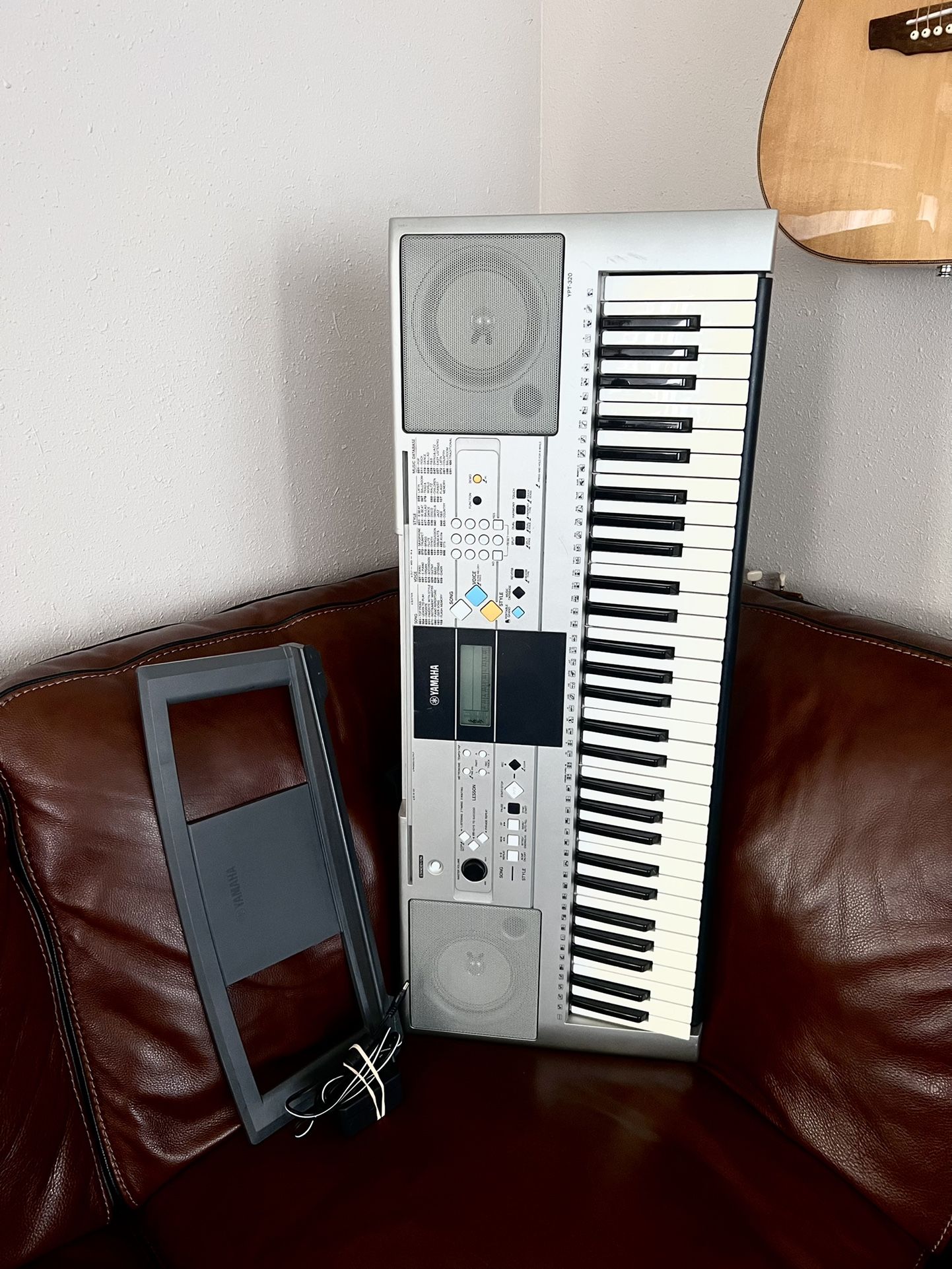 Yamaha YPT-320
