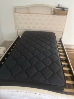 Twin mattress