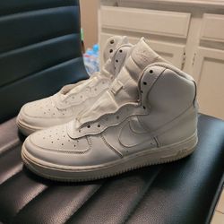 NIKE AF1 SIZE 6.5Y