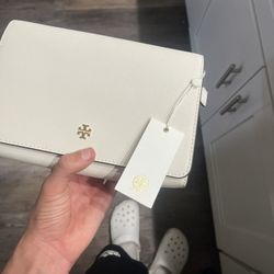 TORYBURCH Emerson Cambo Cross Body Bag