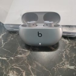 Beats Plus