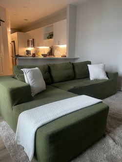 Modern Green Sectional Couch for Sale – Great Condition