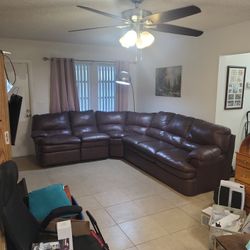 Sofa Sectional With Pull Put Sleeper