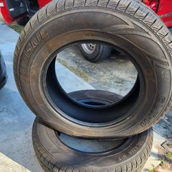 Lt275-65-20 2 Tires