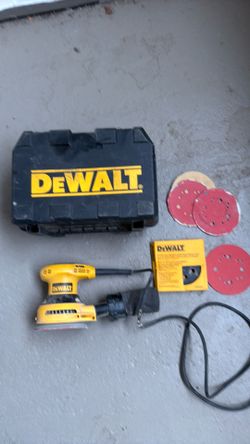 DeWalt 5” inch corded sander