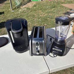 Kitchen Appliances Bundle - $60