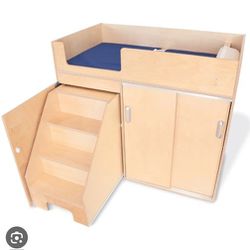 Changing Table With Steps