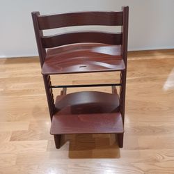 Stokke High Chair w/tray & food mat