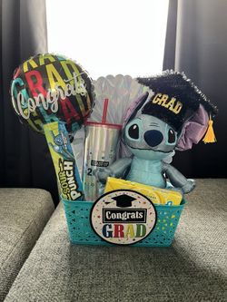 Stitch graduation basket