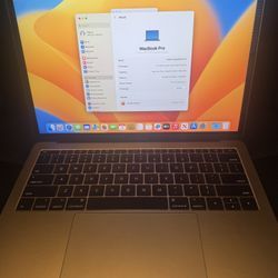 MacBook Pro 2017 (13-inch)  Like New condition  No scratches  