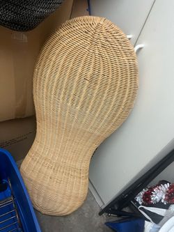 Wicker bench